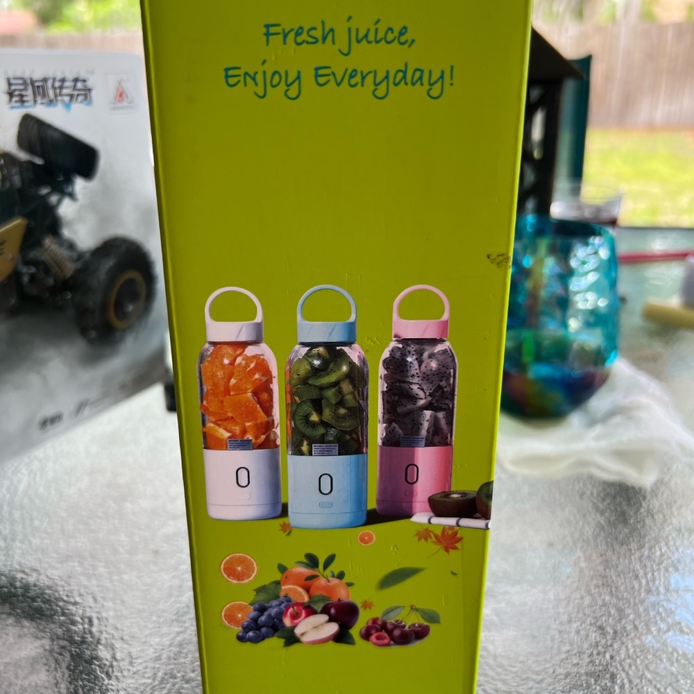 Juicer/blender